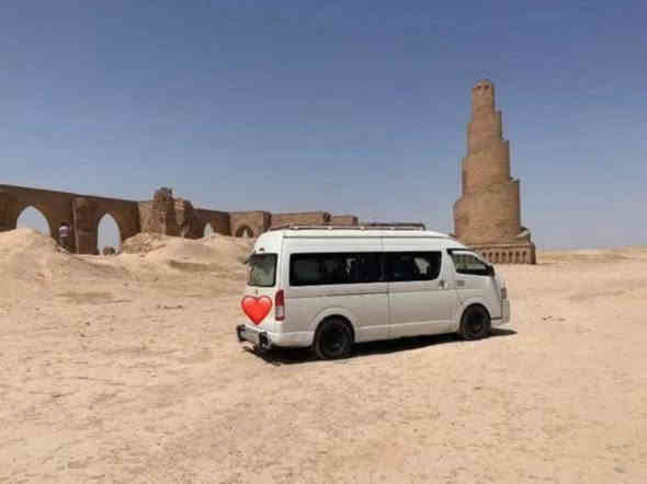 سلام عليكم 🧿🧿
سيارة باص تويوتا هايس ١٤ راكب مكيفة إلى كافة العتبات المقدسة و السفرات إلى شمالنا الحبيب والمحافظات عامه بأنسب الاسعار على من يرغب الإتصال على الرقم من الباب للباب  
***********
