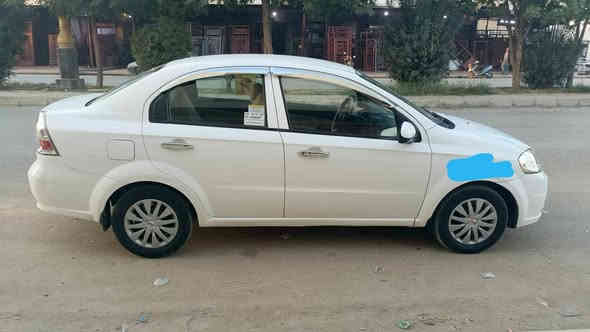 افيو ٢٠٠٨ (خليجي)
محرك مسكر (لاستيك ولف تبخير ويقطع)
كير اوتماتيك جيد جدا
جام اربعه كهرباء سنتر لوك
صدر ٨٠٪
تبريد جان يشتغل وحاليا ميشتغل
بيها مكانت بارد فقط موضح بالصور
داخل نظيف
مكاني بغداد السيدية
السعر ٥٨ ورقة
رقم الهاتف ***********
