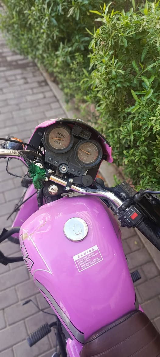 سلام عليكم دايون مديل 23
رقم كربلاء 
بسم الشركه 
سعر 2100 اوبيه مجال 
وتساب ***********
