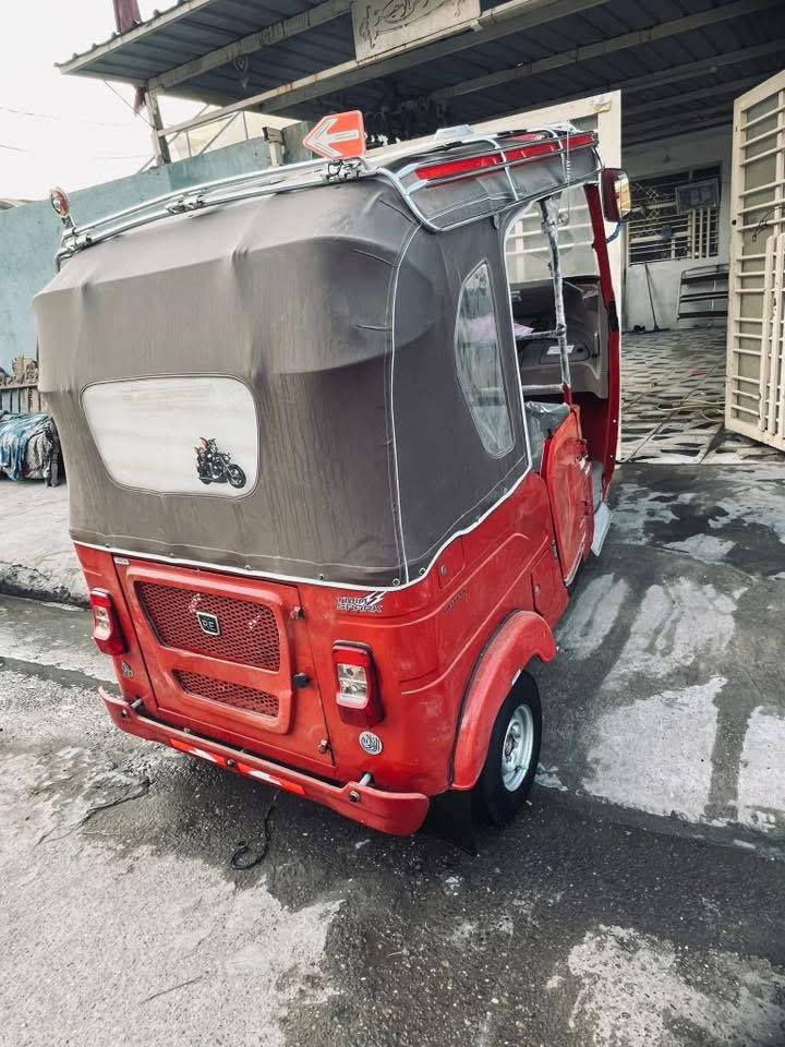 شباب تكتك للبيع22 سنوية ميسان  عل تحويل استلام نكليزي تكتك كفالة عامة  مكينة مكفولة لا مفتوحة ولا ونة اكسل مال جناي جديدة كلش ولا ملعوب بيهة ابيع بدون غراض   ***********
