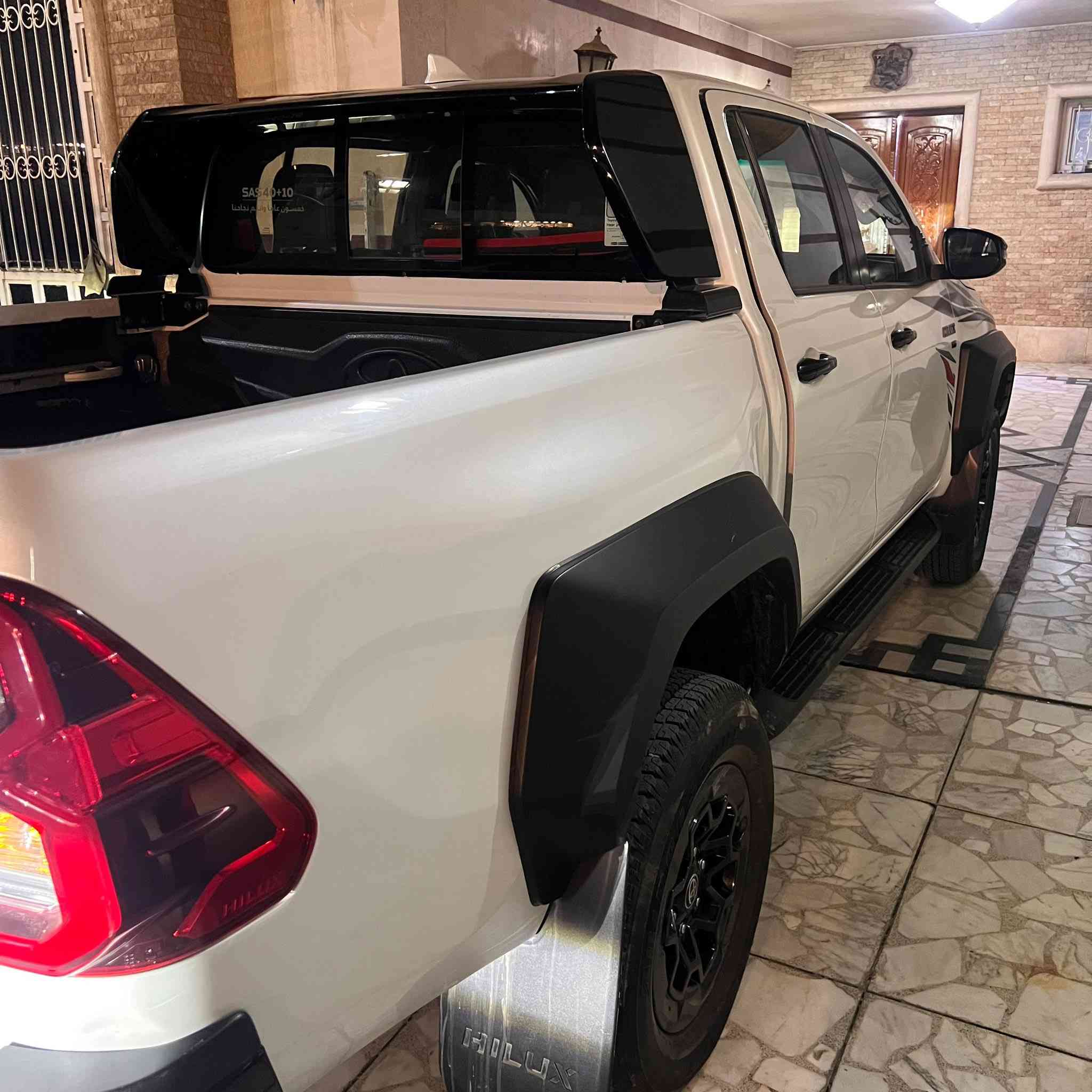 السلام عليكم
للبيع بيك اب GR
موديل 2024 وكاله ساز ضمان 
فول مواصفات ام الدرج البلادي
6 سلندر 
ماشية 50 الف حقيقي 
رقم بغداد تحويل مباشر 
مكفولة من صبغ بارد تبديل
السعر 410 
العنوان بغداد زيونة
***********
