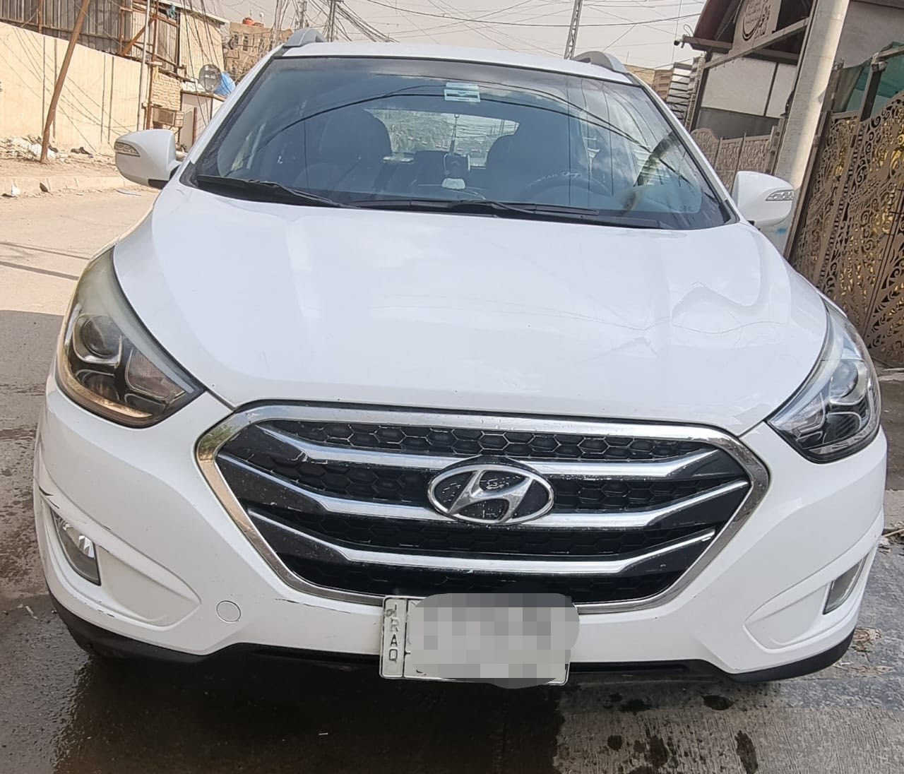 توكسان للبيع موديل2015مكفولة من الضربة والصبغ عدى صبغ بهلال الجاملغ مؤشر في الصورة السيارة باسمي مشروع وطني ماشية 126الف السعر158 وبيهة مجال صور سونار مرفقة ***********
