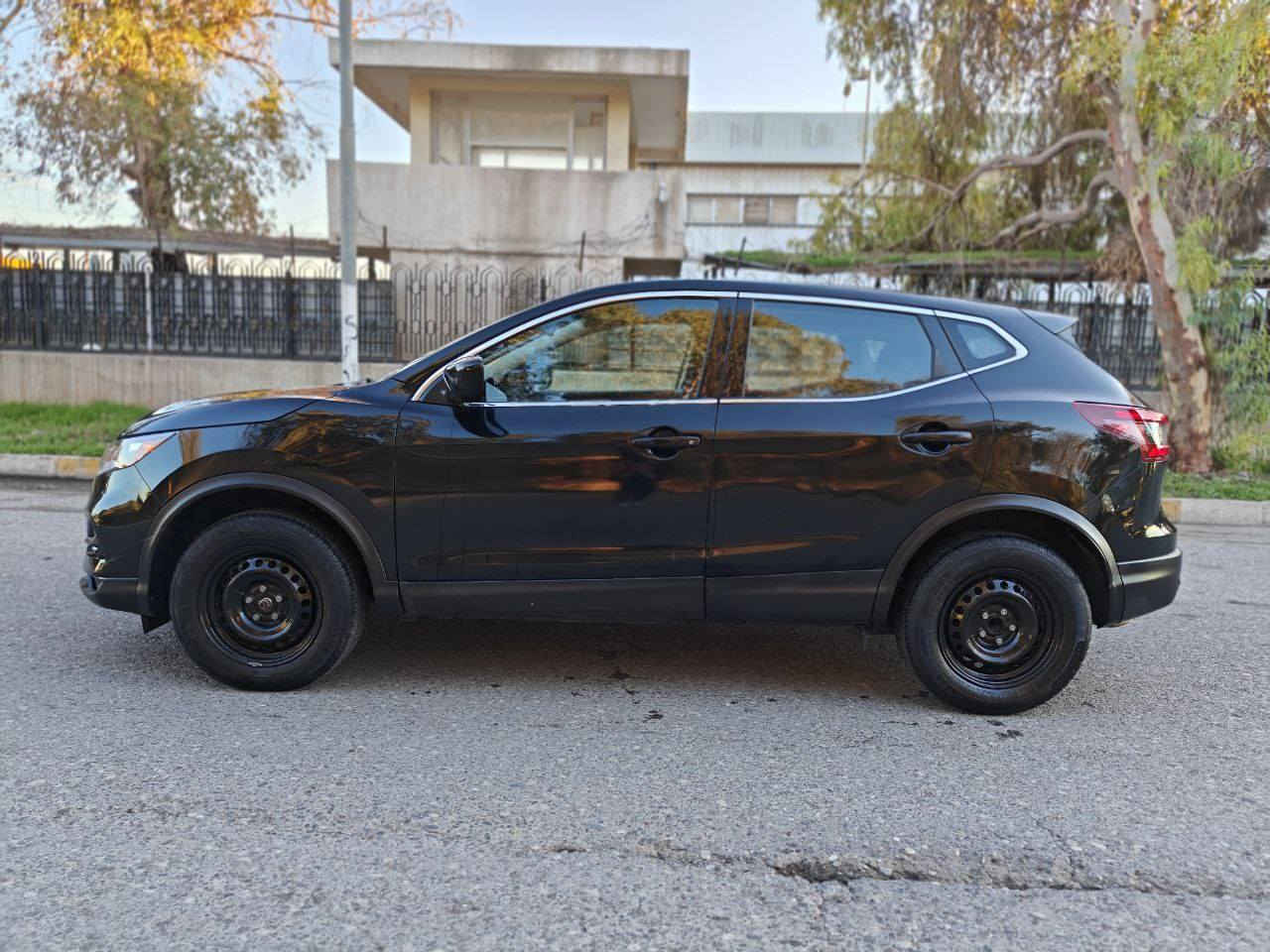 Nissan Rouge sport S 2020

رۆگ سپۆرت S
راداری پێش و پشتی 
تحدید سرعە
دوو دەرگای لای سایق صبوغە لەگەڵ بستێک بۆنیدی ساردەکوتە

رەقەم شاصى : JN1BJ1CV0LW545638

مۆبایل: *********** أربيل, العراق
