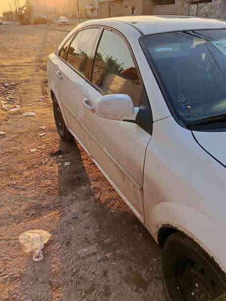 السلام عليكم ورحمة الله وبركاته سياره وبترا مديل 11
 سياره كام بيها كازكيت جفتتهتا شغل نضييف وحلو مكينه وكير حلوات 
تبريد شغال  
البدي شوف العين سنويه منتهيه رعيها يريد تحويل السعر 60 بيها مجال
+مراوس حسب القناعه
رقم الهاتف ***********
