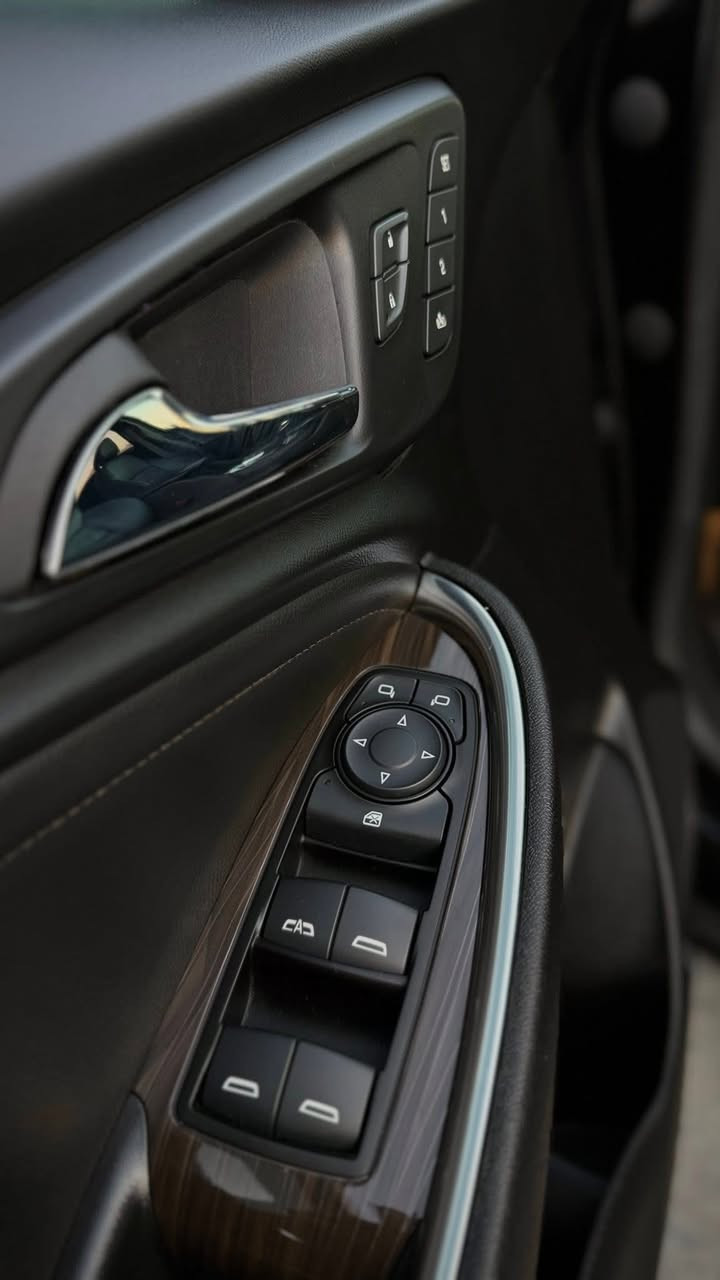 السلام عليكم 
ماليبو برايمر 2020
مكينه 2000 تيربو
كير 9 نمر 
فول للخير 
صبغ ثلاث قطع 
سعر 135 
رقم اربيل تحويل وكاله 
هـ***********
