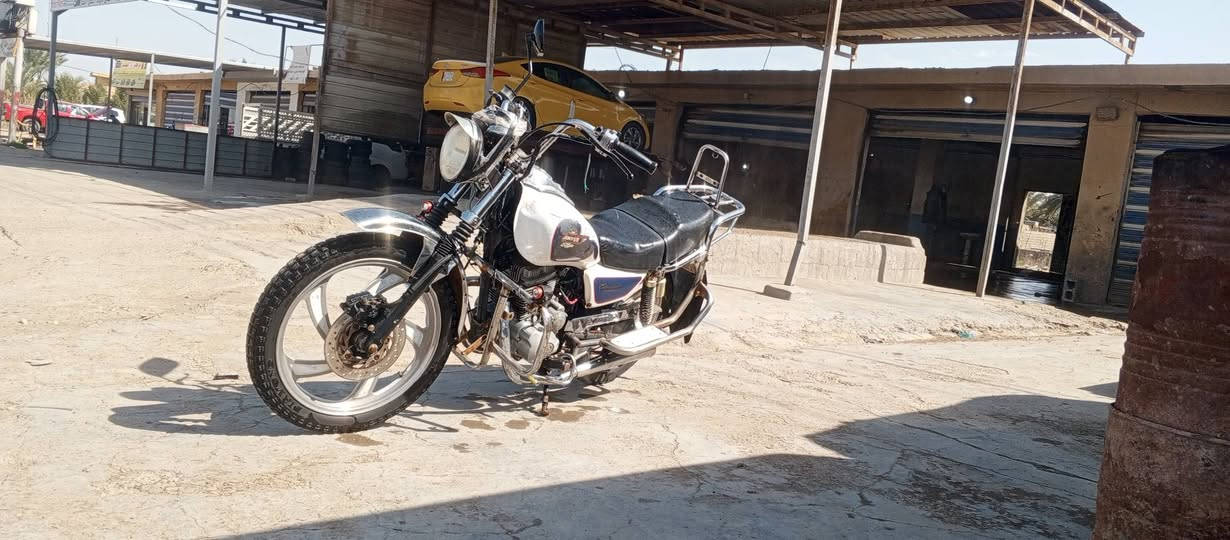 سلام عليكم دراجه للبيع اصولي كامله كهربائيات شغاله مكاني ديالى خان بني سعد استفسار اتصل على رقم ***********
