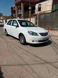 BYD.  G3 2013   مكفوله كفاله عامه من ضربه وصبغ وتبديل سياره حلوه وجديد...