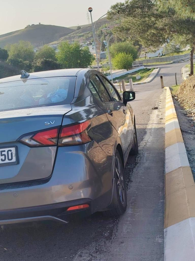 موديل 2020 للبيع 
صبغ جاملغ سايق امامي فقط 
ماشي ٧٢٠٠٠ ميل مكاني كركوك 
كوبون بنزين بيه 
*********** كركوك, العراق
