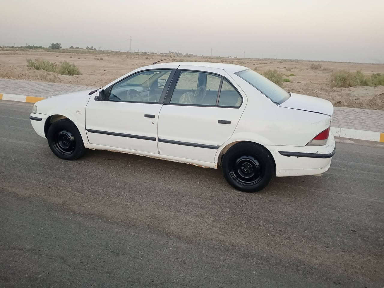 السلام عليكم سياره للبيع سمند موديل 11 رقم كربلاء سنويه لل28 سياره مكفوله محرك كير حداديه جديد كهربايات شغاله مسجل شغال سيتم 4سماعات عايزه بس تبريد ماعرف شبيه ميشتغل  السعر    30.   وبيه مجال ترهم مراوس حسب القناعه مكان دوانيه قضاء غماس ***********وشراي يتصل وبخدمته
