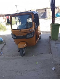 توك توك • للبيع