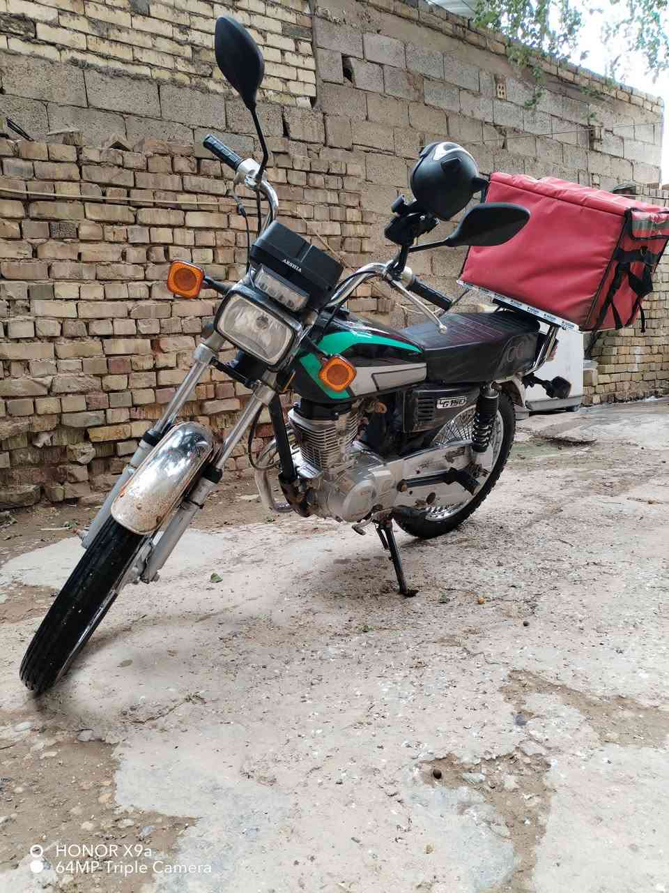 سلام عليكم دراجه اربعه كير للبيع موديل 2020 اوراق اصولي مطابق برقم الشاصي دراجه مابيها اي نقص كامله كهربائيات شغاله عده الدشبول فقط تاير خلفي جديد والتانكي بي زرف بسيط كلش مو دائماً يذب بانزين السعر 400 وبيها مجال بسيط المكان بغداد النهروان للتواصل واتساب او الأتصال على رقم ***********
