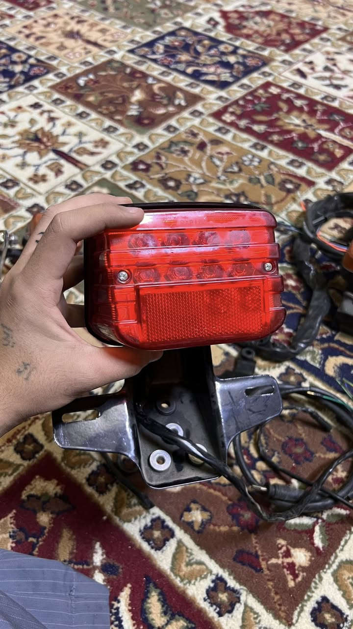 غراض ايراني للبيع عينه ولايت وصطاب وضفيره وباتري واشاير وره وكدام وكتف بعدهن جدد مال تفصيخ الله شاهد مابيع وحدات مكاني حي الخضراء


**إذا كنت صاحب هذا الإعلان وتريد حذفه لأي سبب، رجاءا أرسل رسالة إلى الدعم الفني**