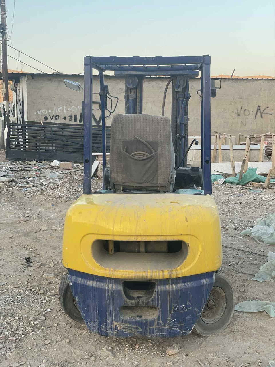 لبيع  شوكيه 2004 ***********
