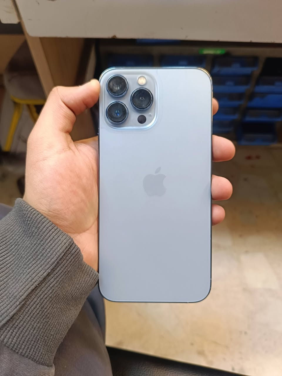 جهاز ايفون 13 برو ماكس L/A
جهاز نضيف 256 بطارية 91 بي ضربة خفيفة بل شاصي ويا كارتون اجهاز كلشي شغال مابي ايشي فيس ايدي شغال كامرات كاملات مابيهن شي

مكاني بغداد مدينة الصدر قطاع 43 

رقمي ***********
