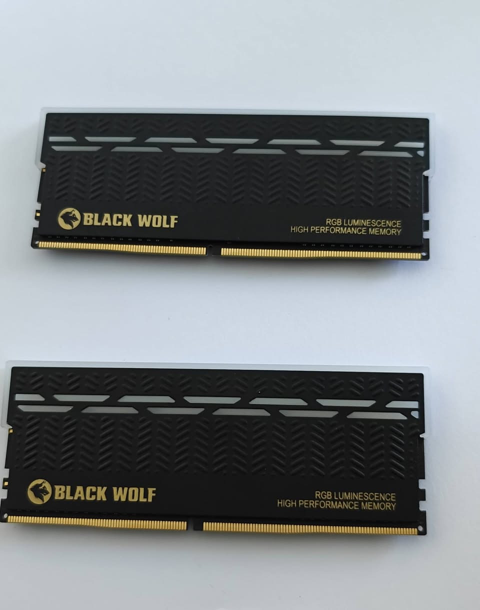 من رخصة الادمن السلام عليكم
رامات ddr4 16G (8*2) للبيع 
السعر 100 وبي مجال


**إذا كنت صاحب هذا الإعلان وتريد حذفه لأي سبب، رجاءا أرسل رسالة إلى الدعم الفني**