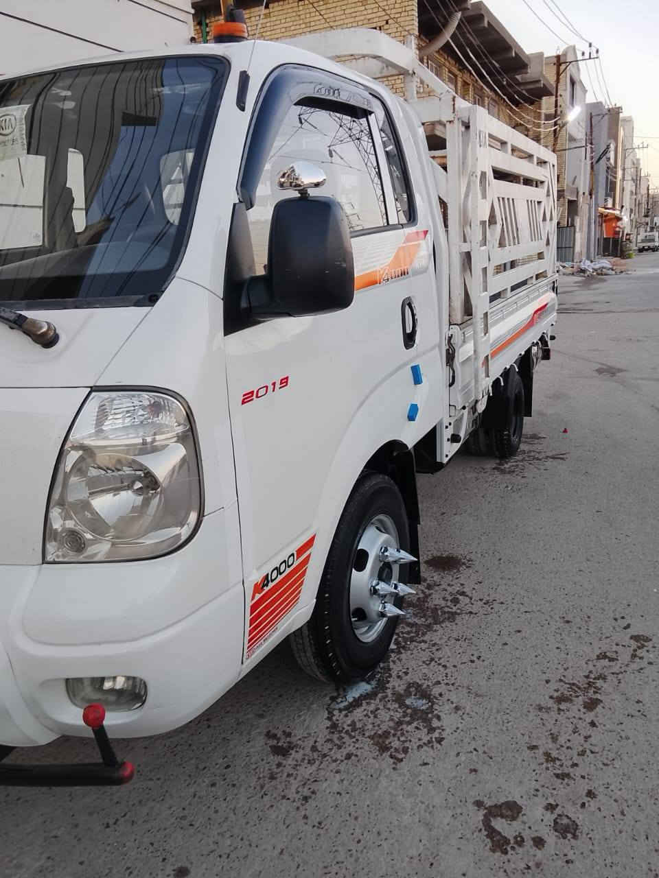 سلام عليكم كية فحل موديل 2011 رقم بغداد إنكليزي بسمي سنوية 2029 سيارة جاهزة مكينة  جديدة كير جديد اكسن جديد سيارة جاهزة مال جناي تخم تاير كهربائي كلة شغال صدر جديد لا ضربة ولا صبغ مكفولة كفالة عامة الرقم *********** الرقم *********** مكان بغداد الدورة
