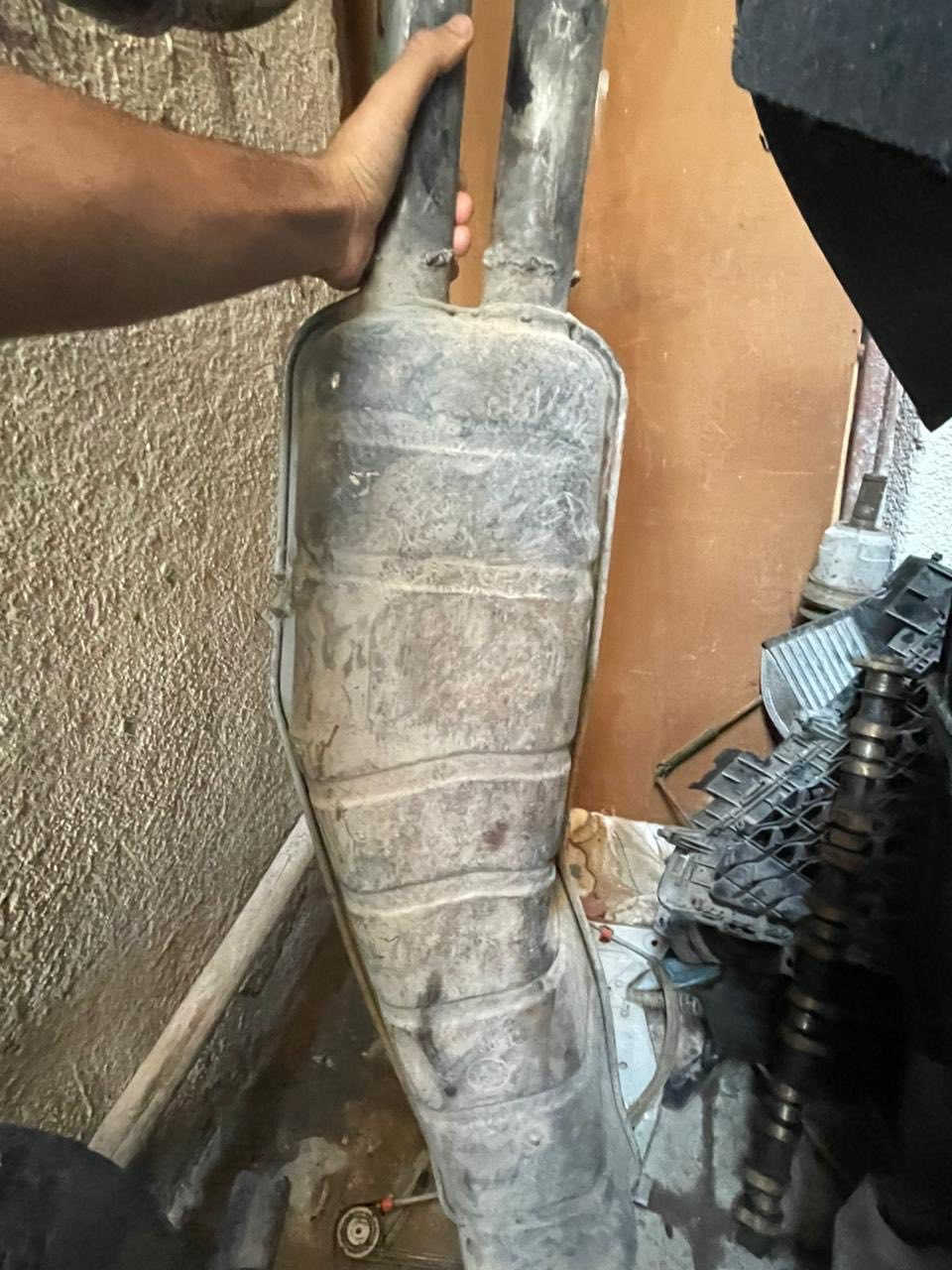 السلام عليكم صالنصة بلادي ممفتوح ترهم 500 وترهم 700 السعر 75 وبيها مجال بسيط مكاني بغداد حي الاعلام 
***********
