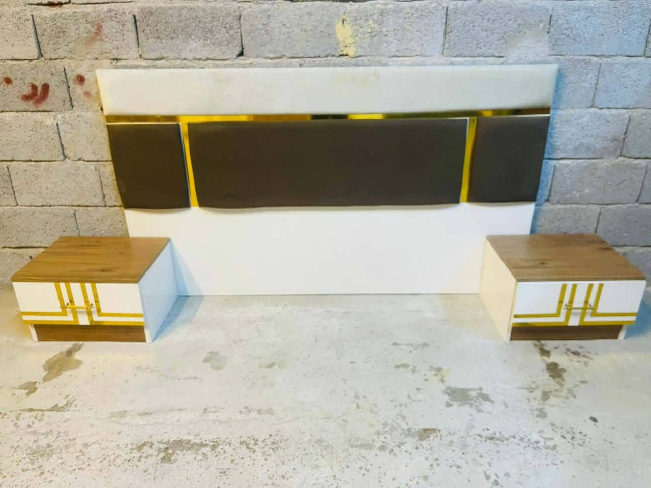 غرفه تركي مستعمل نضافه 90
نضام ابواب عدد 8 منهن 4 كبار 4 صغار موديل 2025
السعر قفل 500 
وي الشد والنقل داخل بغداد مجاني


**إذا كنت صاحب هذا الإعلان وتريد حذفه لأي سبب، رجاءا أرسل رسالة إلى الدعم الفني**