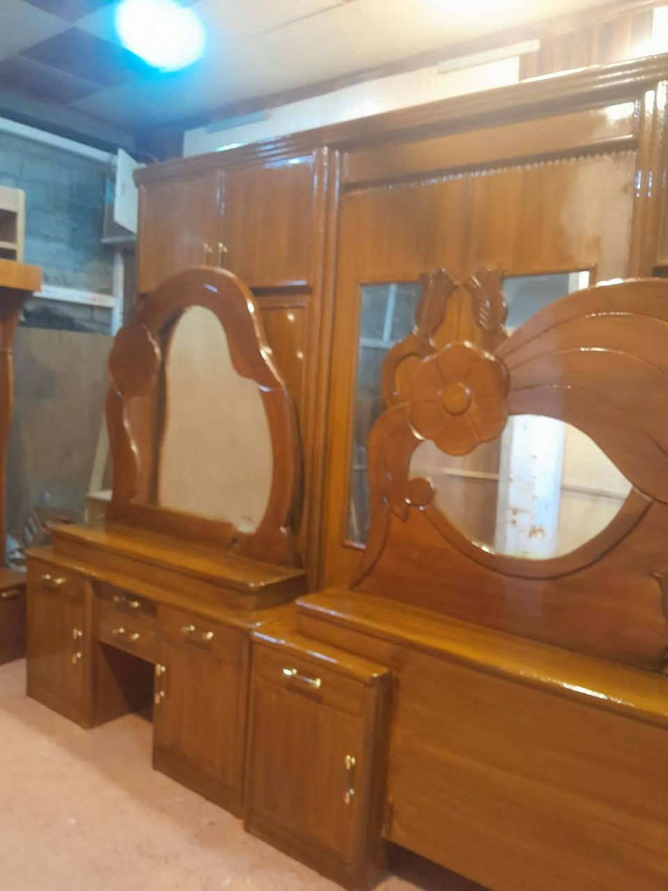 سلام عليكم
غرفه طابقين نجارة تسكام سعرها 550الف مكانه حله ابو غرق حي الحسين


**إذا كنت صاحب هذا الإعلان وتريد حذفه لأي سبب، رجاءا أرسل رسالة إلى الدعم الفني**