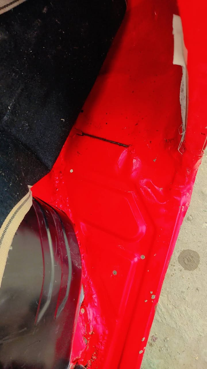 سلام عليكم تكتك للبيع  رقم وسنويه بأسمي موديل 17مكينه مكفوله من النضوح والتبخير اكسل خير من الله تخم تاير السعر 4 ونص وبيها مجال
استفسار اتصال ع رقم وبي واتساب  ***********
