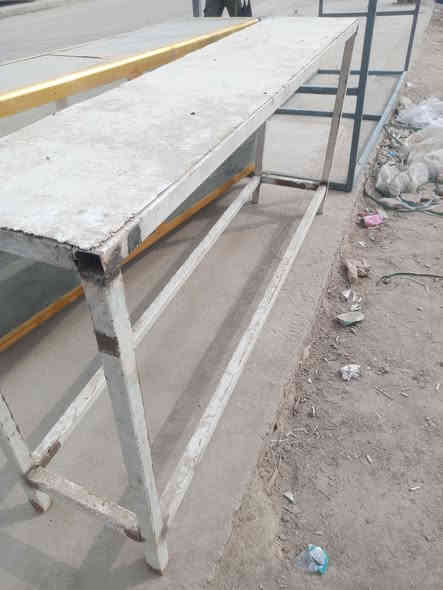 السلام عليكم ميز المنيوم وميزين حديد للبيع للاستفسار الاتصال على الرقم ***********
