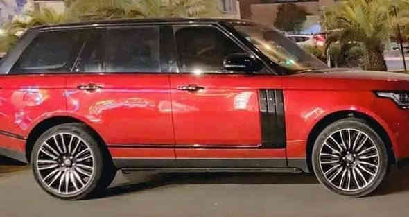 مواصفات
--------------
#Rangeـrover
رانج روفر. (  فوك. ). HSE
موديل   (2015). خليجي
لون مميز جدٱ
ماشيه(100)km
8 سلندر
ابوب شفط
بصمة الابواب
دواسة كهربائي
صندوق كهربائي
قمارة اسود بلاك ادشن
.نضام تعليق هوائي  (جكات3 وضعيات)
نوع المقاعد كهربائي ( جلد تدفئة تبريد )
حساسات امامي وخلفي و رادار
شاشة DVD  وتوجد مواصفات اخرى و مميزه
___( ملاحظه )صبغ دعامية امامية  وباب شبر
وشخط باب وجاملغ السايق
تخم تاير جديد
مكان السيارة  بغداد  زيونة
السعر    (30) الف دولار
للاستفسار لاتصال بيع سريع
على ،📞  ***********
