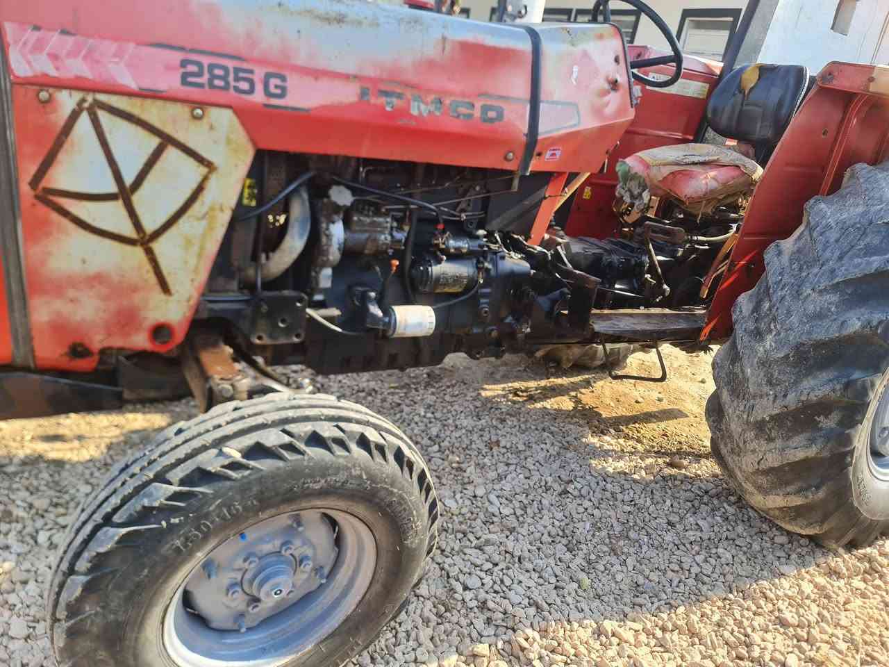 السلام عليكم 
للبيع فوركسن تك إيراني 2015 كلها شركه برغي مامفتوح بيها 
السعر 11 مليون او بيها مجال 
مكانها بابل 
***********
