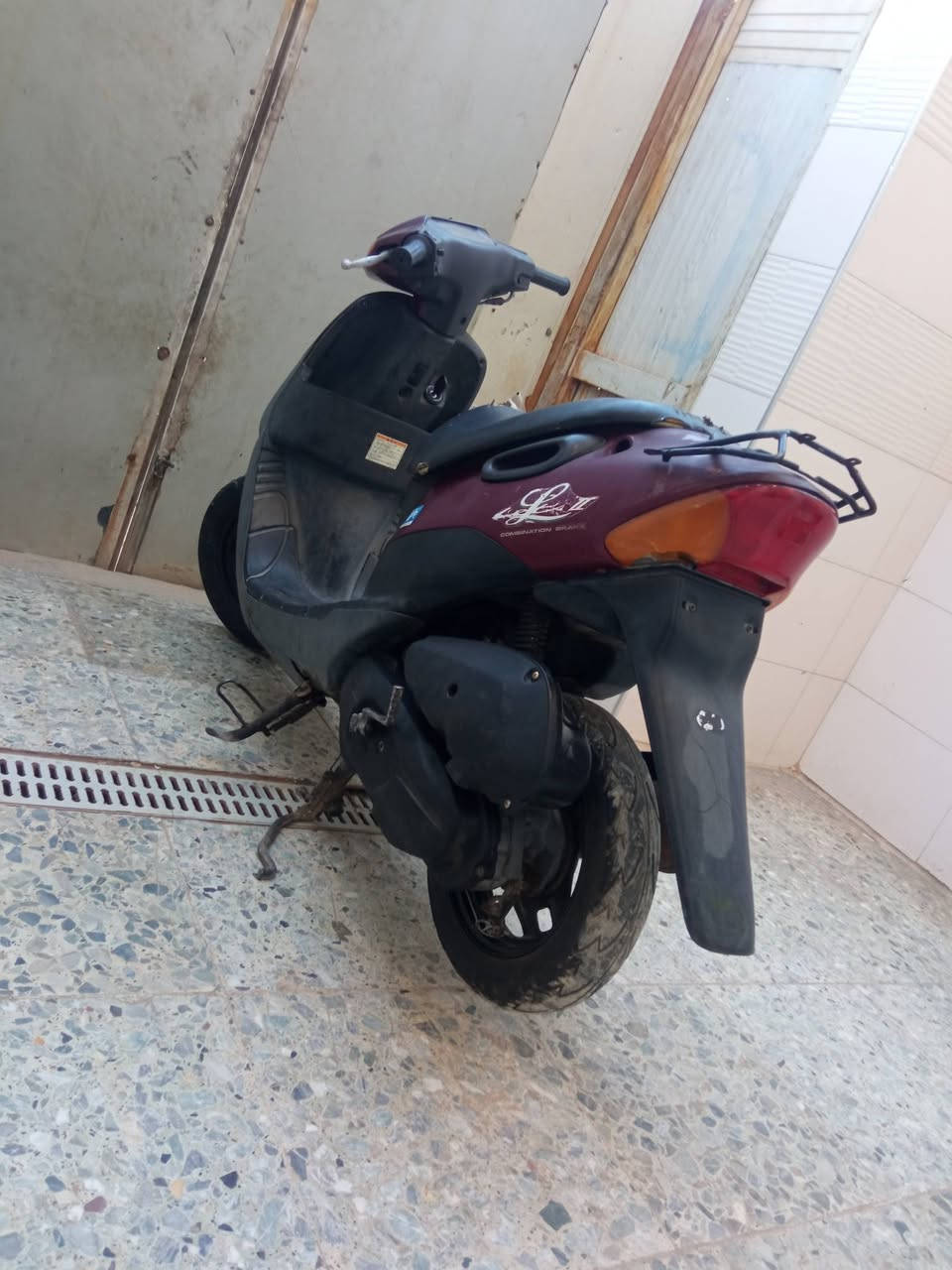 السلام عليكم اخوان الدراجه قبل يومين اخذتها بيها صوت عالي  وتخربط بس هيه جديده كهربائيات سلف كلشي شغال كيج بانزين كيج سرعه شغالات عارضها للبيع 200وبيها مجال كلش بسيط

*********** مكان بغداد
