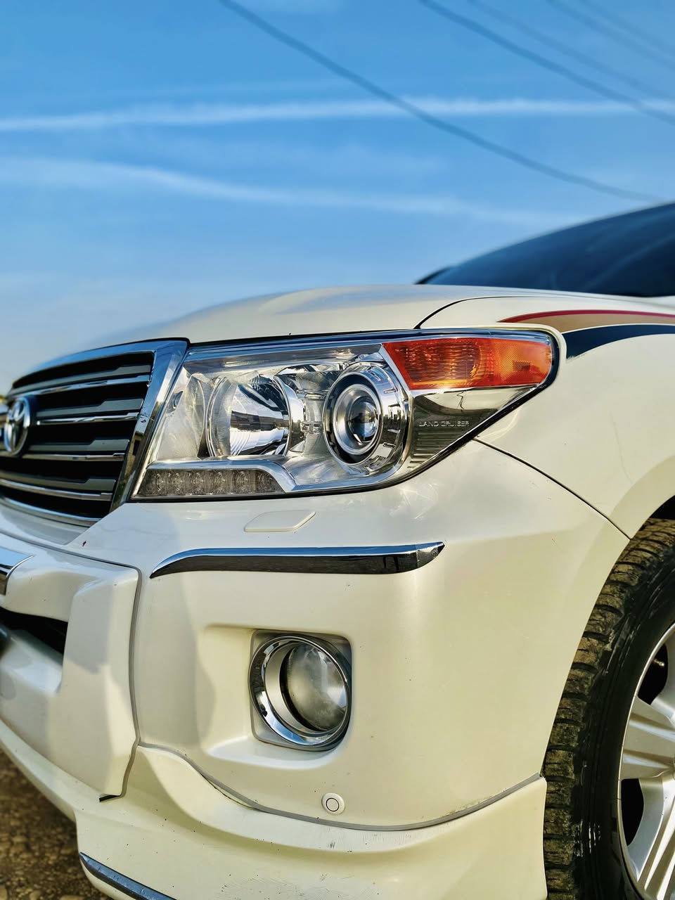 يا الله
سلام عليكم
للبيع لاندكروز (2015) بريم اصل
 رقم سليمانيه بسمي 
ماشيه :175 الف 
-الموصفات :-
‏DVD سقف
سلايت 
مسجل بلادي 
ثلاجه
طفايه
مثبت سرعه
تحكم استيرن
8ايرباك
جلد اصلي
دفلوك
4جام اوتو
حساس امامي خلفي 
كامره خلفي بلادي
نضام ترحيب بشعار LAND CRUISER
مرايه شفط
كشن كهرباء
فورميكا صاج
شريط بلادي
يدات استيل بلادي
تبريد مركزي 
اناره جوه كشن بلون ازرق 
مرايه فوتو
 كتلوكات شركه
اسبير منازل 
زراك لايت
أناره جوه دوسه
سعر 425 بيها مجال 
الاستفسار ***********
