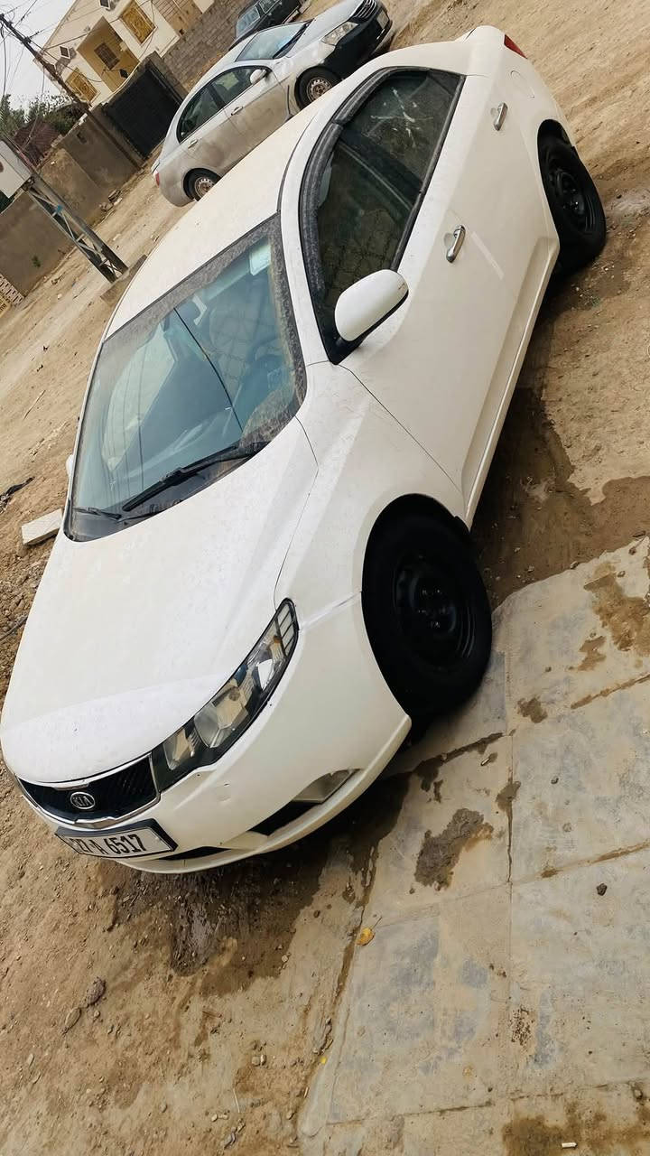 للبيع سيراتو ٢٠١٠
خليجي السياره بيها
طخه بلمدكر بدون دواخل

ذي قار انكليزي بسمي تحويل ثاني يوم

السياره جاهزه نقص تبريد فقط 

السعر٨٢

وبيها مجال للشراي 

*********** مامتواجد ع نت فقط اتصال

مكاني الناصريه مركز❤️
