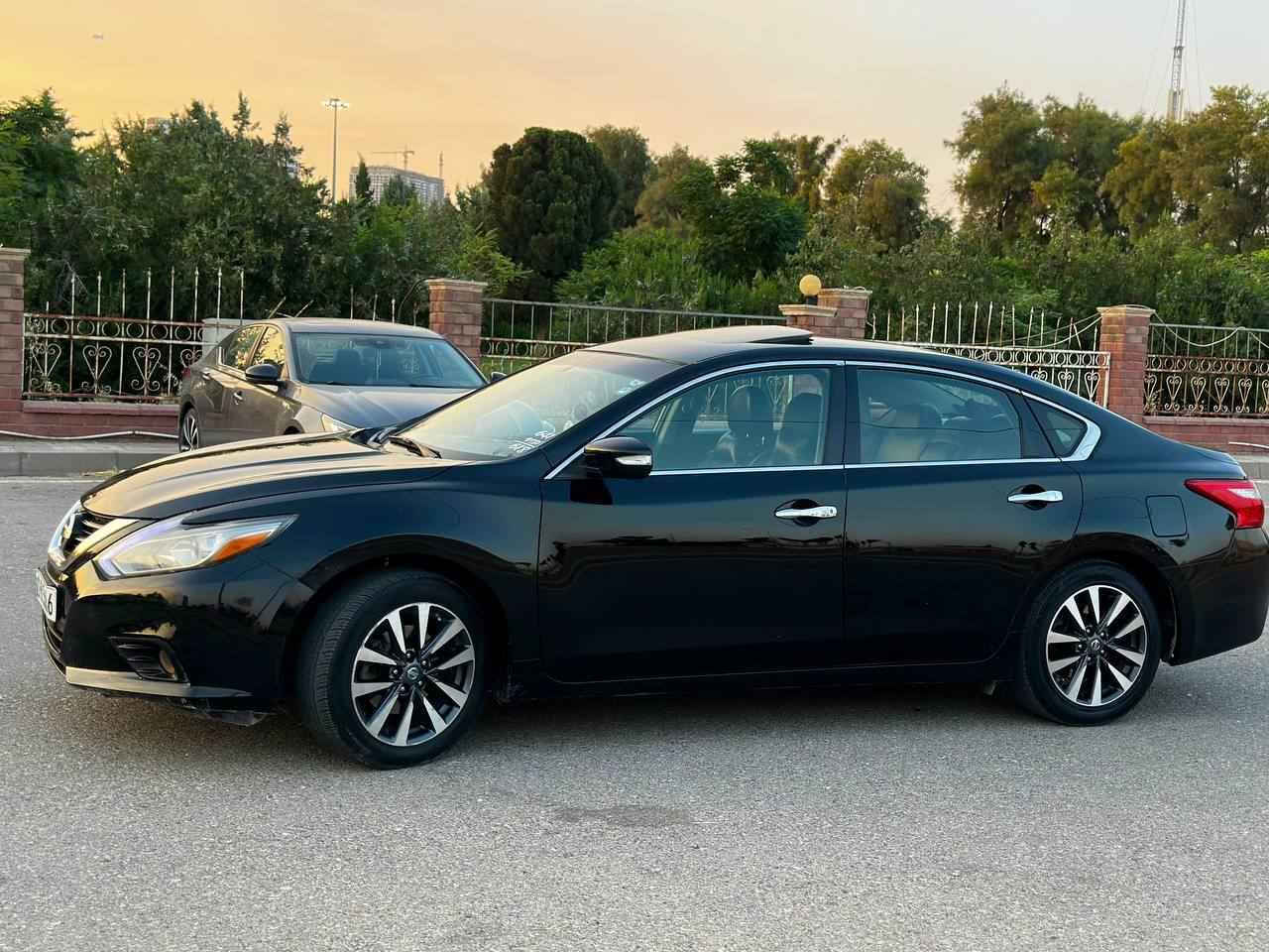 2017 Nissan Altima · Sedan · Driven 150,000 miles

Nissan Altima 2017 Sl Full
(سلايد, به صمه, كوشن کارەبای  و هيتەر، دوو درگابه صمه، ته بريد مه ركه زى، كوشن جلد، ، سوكان هيتەر ، رادارى لاته نيشته كان، تراكشن
عدیر سورعە
چوارپستن
گێر و مەکینە بەشەرت نەکراوەتەوە
تەنها چاملاغی لای سەکن بۆیاغه
سه نەوە نوێیە تا مانگی  ١٢  سالی ٢٠٣٠
ناونيشان هه ولێر
ژمارەی موبال واتس ئاپ
(***********) أربيل, العراق
