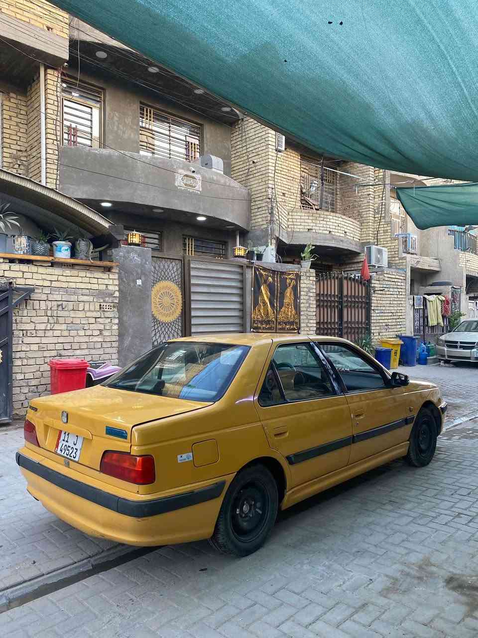 السلام عليكم 

بيجو بارص2015 
مصفره هيئه وغرامه 
داخل اسود نضيف حلو
صدر جديد
تخم تاير جديد
مراوح جدد
تبريد شغال وجاهز
راديترات جدد
السياره بيها تبخير بس خير من الله
للاستفسار 
***********
