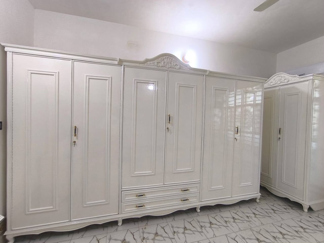 بسم الله الرحمن الرحيم  معمل نجاره حسنين الموسوي لكافه اعمال نجاره راقيه ومتانه  مدي الحياه  شغل راقي واسعارنه جيدا ومناسبه ماعليك فقط واتساب ***********
