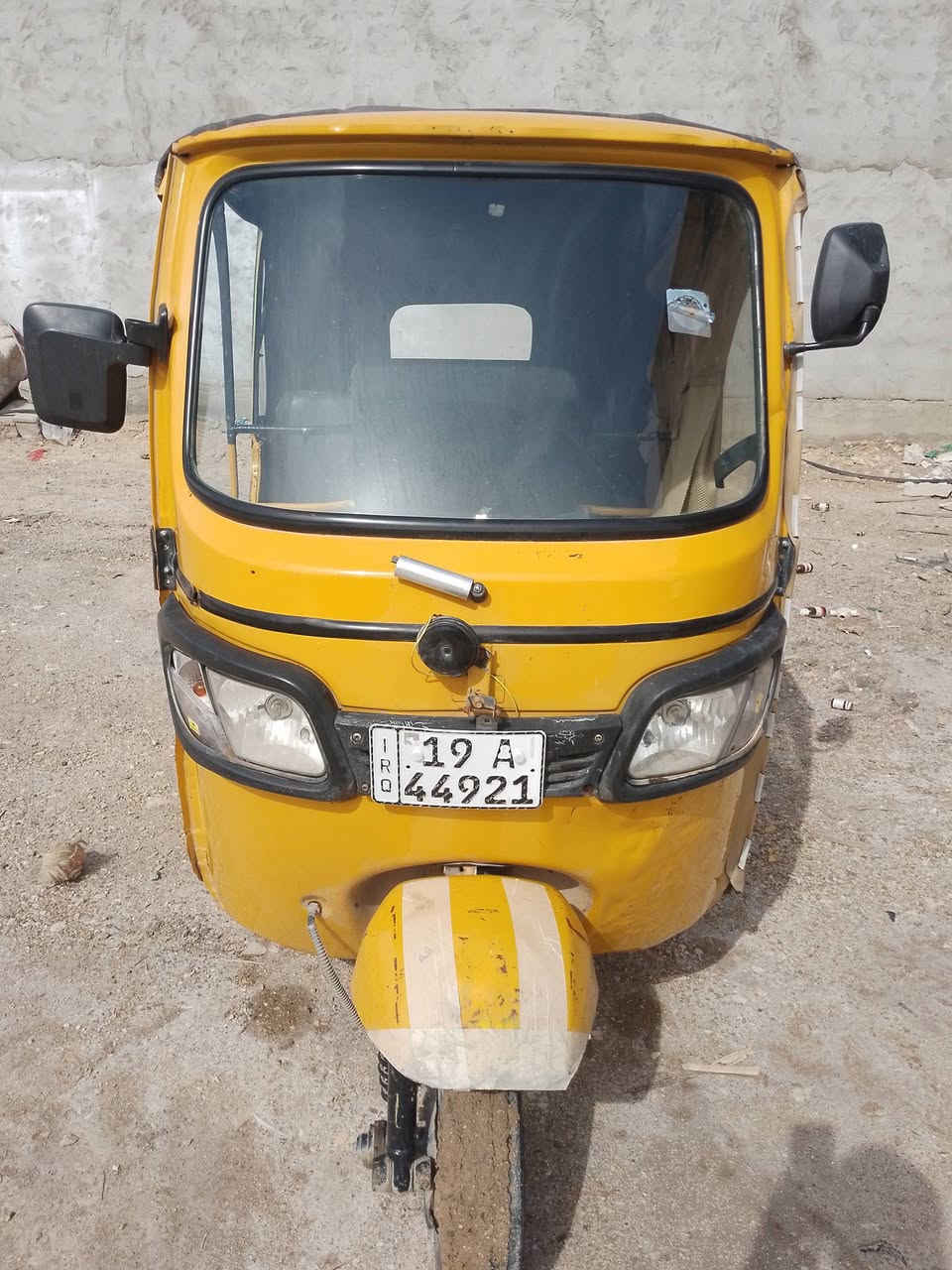 سلام عليكم تكتك للبيع موديل 19 طالعه ب 2020 رقم وسنويه مكان كربلاء السعر 3.250
***********
