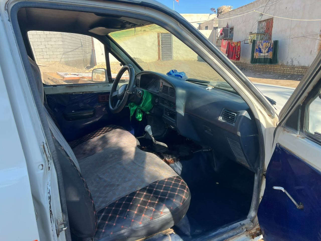 سلام عليكم تويوتا89 البيع مكان ناصريه كير ومحرك بلاد رقم مثنى مشروع وطني محرك كروسيده شاصي مكفول سياره جاهزه مال جناي ***********
