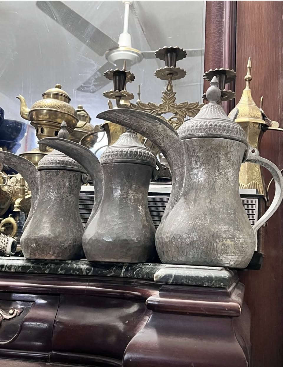 ارتفاع 29-24-23 سنتم. طرق يدوي.  مراسله الصفحه


**إذا كنت صاحب هذا الإعلان وتريد حذفه لأي سبب، رجاءا أرسل رسالة إلى الدعم الفني**