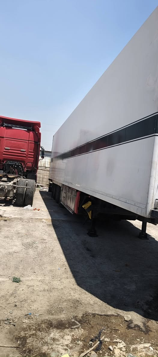 للبيع براد كوكل بدون منفيست جهاز خليجي محرك ميتين كاتم 
مطبخ شلاجه سوري قبل شهر ١٢ ورقه طخم تايرات، غاز ٣٤ 
ارتفاع ٦٠ سمك ٦ جاهز 
***********
عنوان موصل
