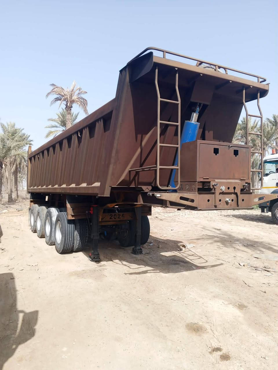 سلام عليكم ‏عربانه للبيع تفصال جديد شاصي 16 دناكير 16 كاعيه 8صفاح 6 ذرعه 30 ستندر‪***********,‬‏‏
