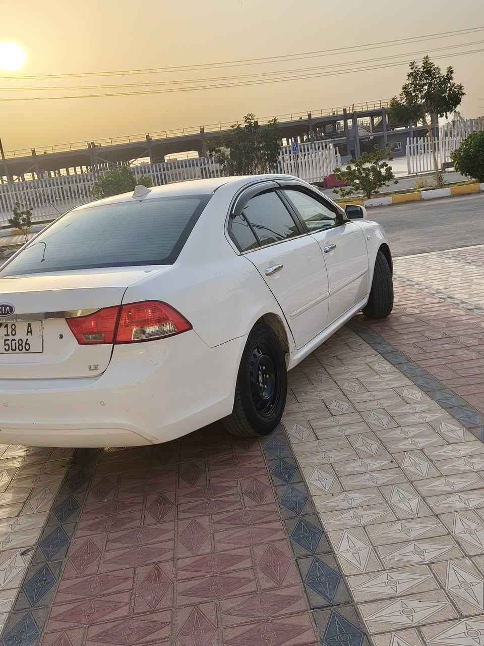 سلام عليكم اوبتيما 2009خليجي بسمي .مكفوله.من الضربه والتبديل .بيه رشات صبغ بسيطه مكينه وكير وحداديه وتبريد شرط.السعر 112.مكان الناصريه مركز ***********
