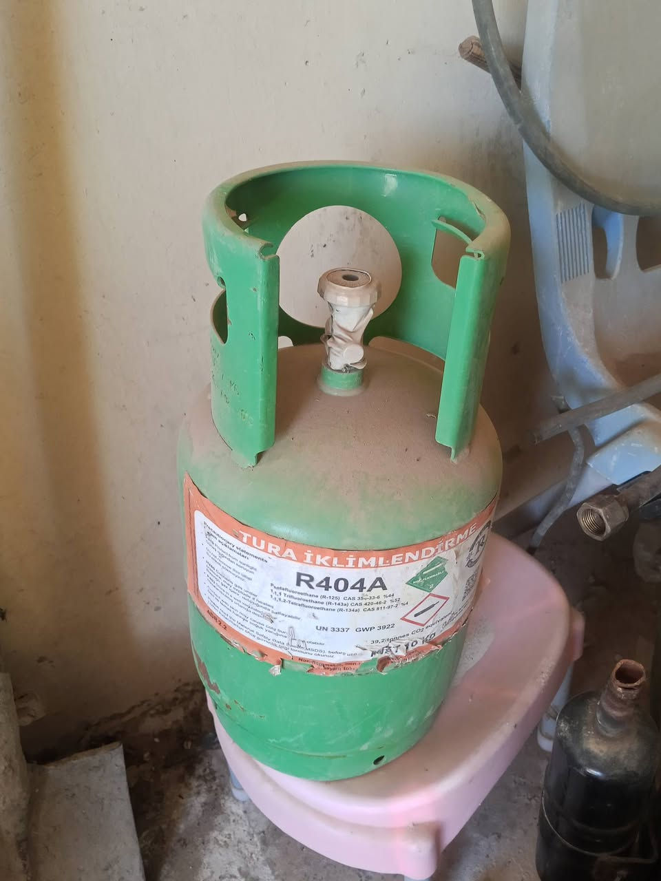 للبيع الحافظ 3 طن كامل بدون نقص  وتوسوت ابو الطن كامل بدون نقص ودبة غاز 404


**إذا كنت صاحب هذا الإعلان وتريد حذفه لأي سبب، رجاءا أرسل رسالة إلى الدعم الفني**