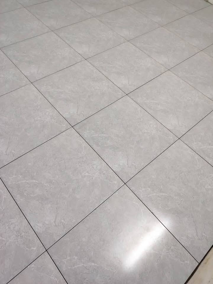 السلام عليكم تطبيك ارضيات مرمر بورسلين كاشي وكافه الارضيات بايات درج  متفرغين حاليا*********** *********** بي واتساب
