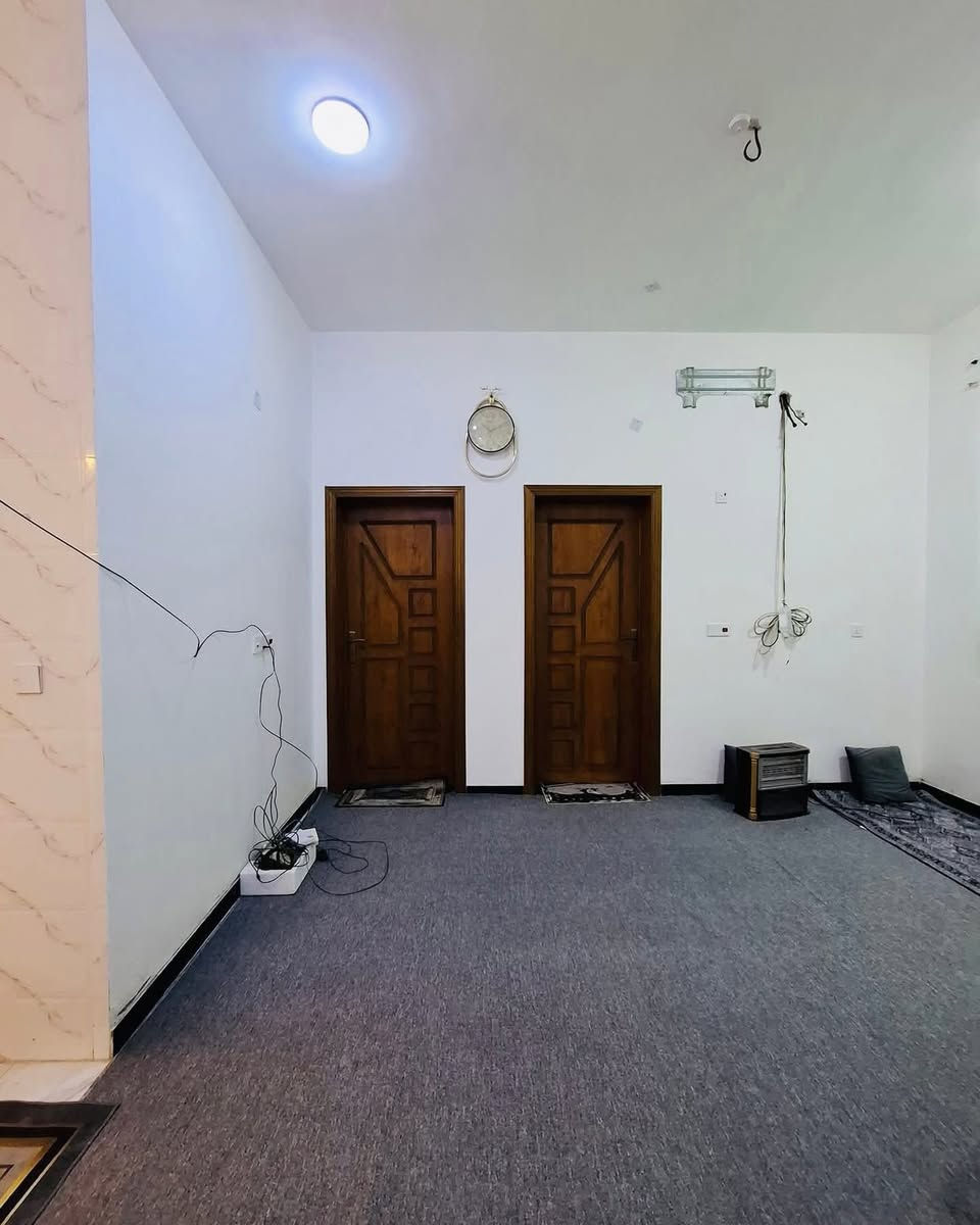 مندوب عقارات الباحث

عقار للبيع▪️ حي العمال قرب مدرسه ام سلمه     

المساحــه  ▪️150 m طابق ونص 

يتكون من غرفتين   نوم صالتين استقبال مطبخ   ومجمعات صحيه  مطلوب للأسكان 50 مليون التسديد الشهري ٣٥٠ الف سنه البناء 2024

لمعرفه السعر الكلي مع الطلب وباقي التفاصيل اترك تعليق داخل المنشور  

#حاب_تعرض_عقارك_كل_ماعليك_مراسلتنا_على.          _الخاص_أو الأتصل_على_أرقام_المكتب https://www.facebook.com/shamsalbhith?                           (***********)
 
(🌹#شعارنا_الأمانة_والثقه_والأخلاص_في_العمل🌹)
