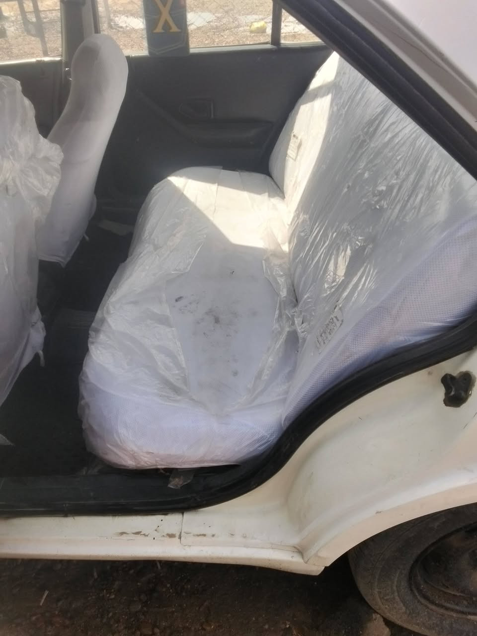 السلام عليكم بيجو لميس 405 ثانويه 28 رقمها نجف تحويل مباشر ما عليها غرامات مكاني دورهل السعر 27 وبيها مجال ***********
