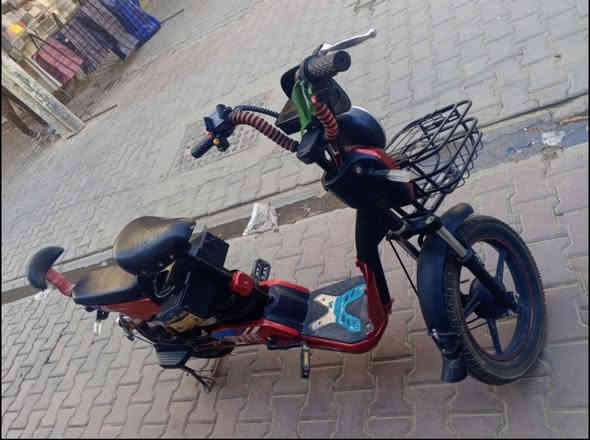 سلام عليكم باسكل شحن حديث موديل 2025 فول نضافه ومكفول من التايرلتاير بطاريات جدد شرط عله الفحص بدلناهن ب180 الف جدد قبل اسبوعين سويجين + بصمه عن بعد 🖤السعر 300 وبي مجال لطيبين الاستفسار عله الرقم ***********)))👍🏼المو شراي ليتصل
