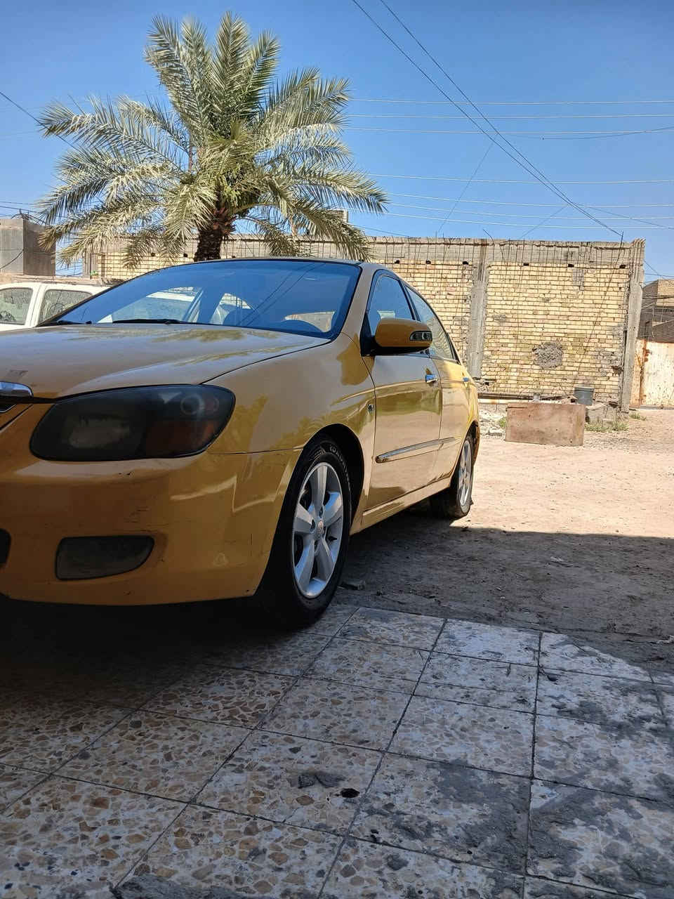 سلام عليكم سياره سيراتو 2007 البيع او مراوس بكيه حمل اي مديل السياره وارد امريكي حادث جاملغ امامي سياره مكفوله كفاله عامه الياره احله من الصور مكان بغداد ***********
