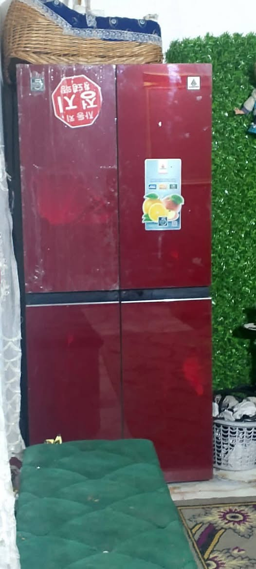 ثلاجه ٤ بيبان نضيفه ما مصلحه  تفاصيل بلمقطع
السعر ع خاص او اتصل ع رقم المكان بغداد المعامل ***********
