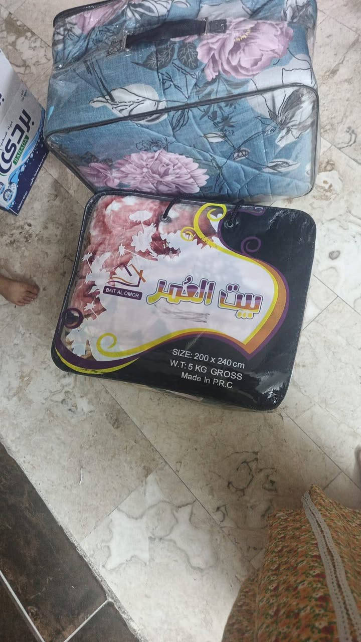 تاج مالةبرده مع بطانيه نفرين مع لحاف نفر واحد غير مستخدمات


**إذا كنت صاحب هذا الإعلان وتريد حذفه لأي سبب، رجاءا أرسل رسالة إلى الدعم الفني**