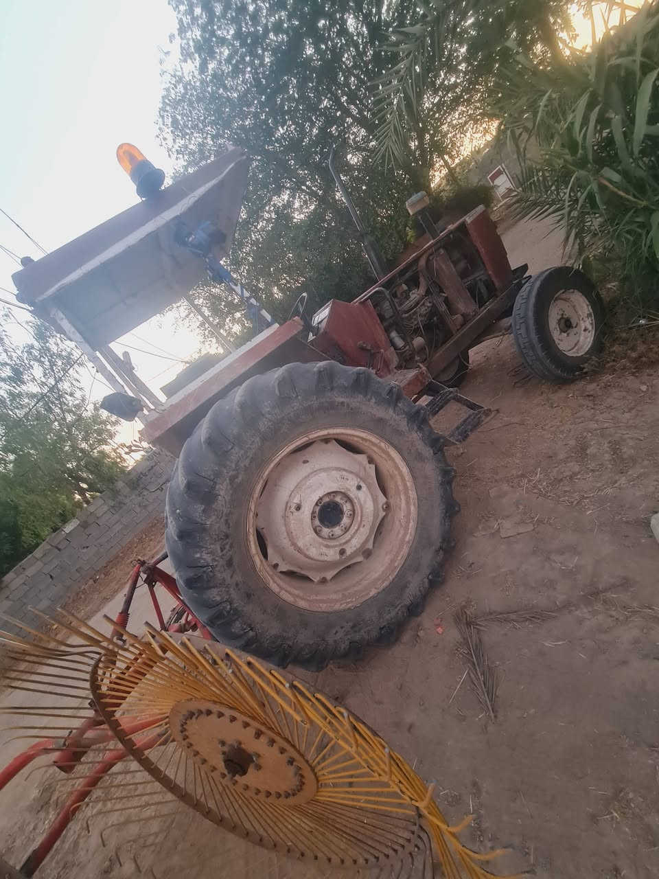 السلام عليكم للبيع او مراوس فيات 780 مكينه جاهزه كير محرك اكسن تايرات اماميه جدد خلفيه نص عمر كشر نضيف كهربائيات رقم بابل سعر9 وبيهه مجال قليل مكانهه واسط الصويره ***********
