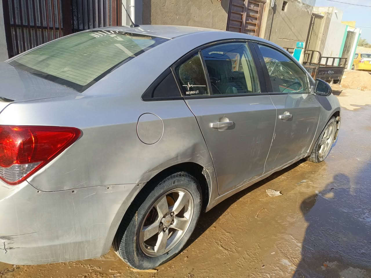 سلام عليكم
شوفرليت كروز موديل 2012 خليجي 
محرك 1800 بي مشكله يشتغل تك 
كير و حداديه و تبريد و تدفئه و شاشه جبيره و كامره خلفيه دواره و حساسات خلفيه كلهن جدد و خير من الله 
السياره بيه جاملغ خلفي تعديل بدون دواخل و بنيد و جاملغين صبغ 
راعي الوكاله جيراني شوكت متريد احولك 
مكاني نجف 
السعر 49 وبيها مجال أن شاء الله 

للاستفسار *********** واتساب او اتصال
