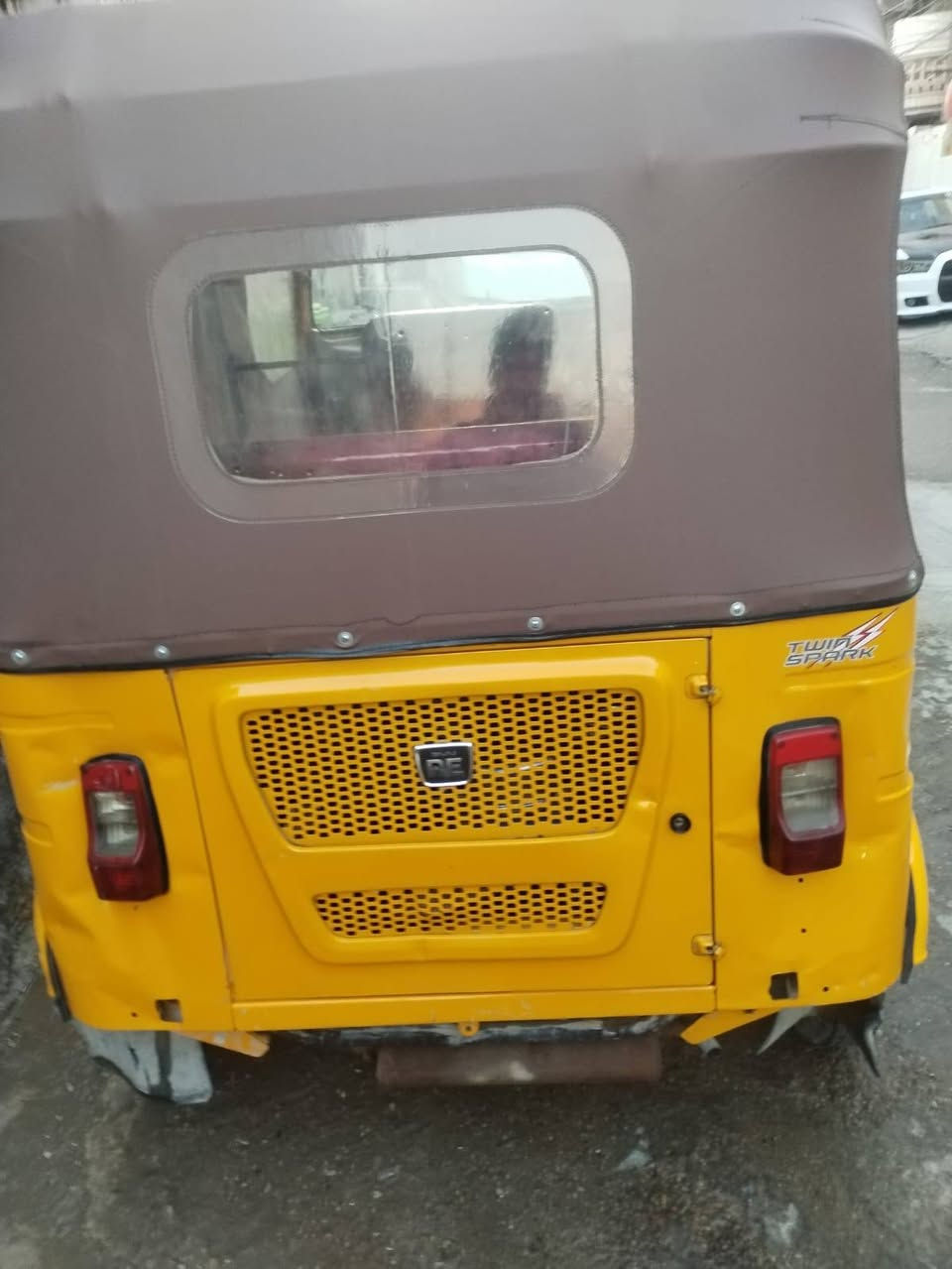 سلام عليكم تكتك مديل 22
مابيهة صبغ نهائي مكفولة
مكينة مشروكة سعرهة
9 ملايين
*********** رقم الجوال
